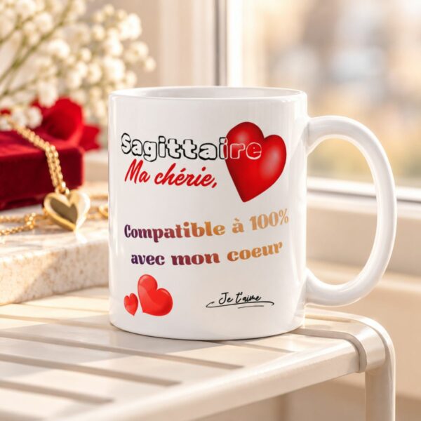 Cadeau astrologie amour : Mug « Compatible à 100% avec mon cœur » – Femme Sagittaire
