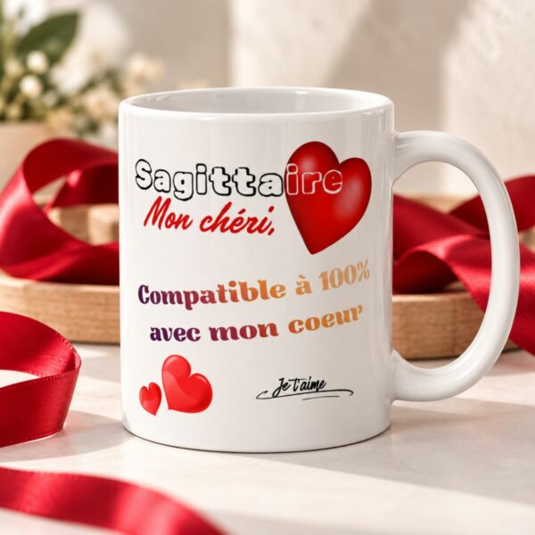 Cadeau astrologie amour : Mug « Compatible à 100% avec mon cœur » – Homme Sagittaire