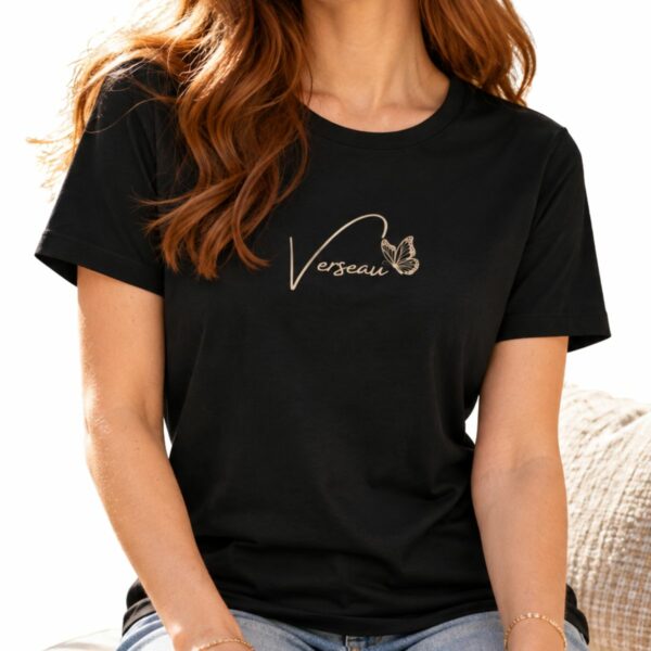 T-shirt femme Verseau – Motif papillon, style casual-chic