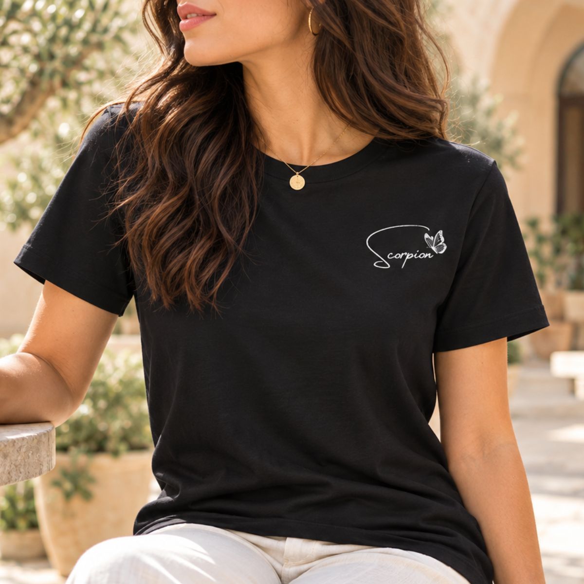 T-shirt Clean Girl Signe Astrologique Scorpion - Le haut pour une silhouette stylée T-shirt Clean Girl Signe Astrologique Scorpion - Le haut pour une silhouette stylée