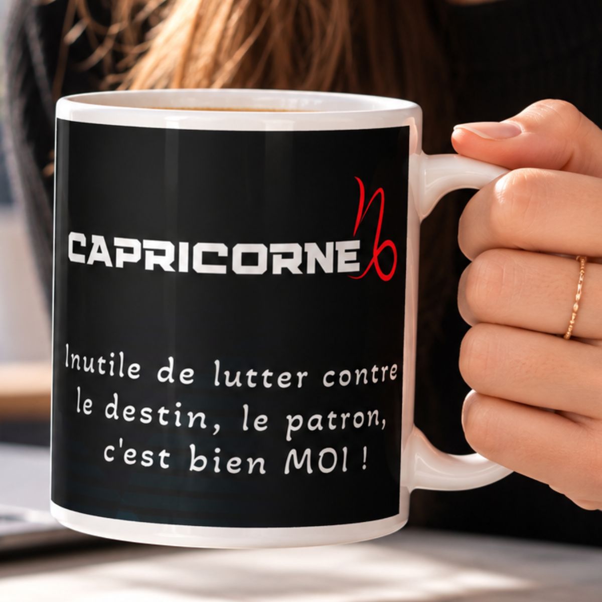 Mug C'est qui le boss ? Inutile de lutter contre le destin, le patron, c'est bien MOI - Capricorne Mug C'est qui le boss ? Inutile de lutter contre le destin, le patron, c'est bien MOI - Capricorne