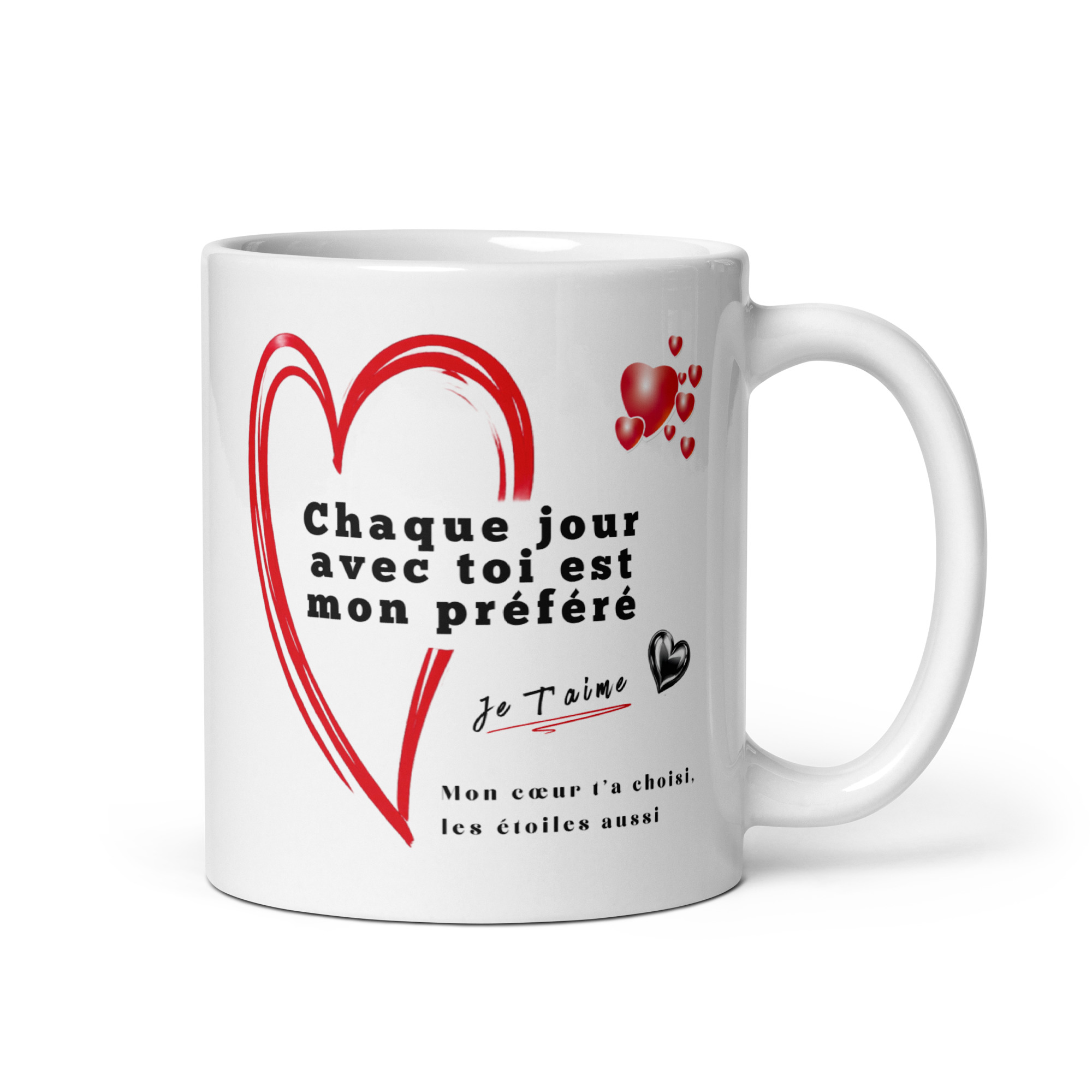 Cadeau anniversaire de mariage : Mug "Chaque jour avec toi est mon préféré" Mug en céramique blanche de marque Whizaloo pour couple décoré de messages d'amour. Sur la gauche, un grand cœur rouge dessiné au pinceau encadre le texte « Chaque jour avec toi est mon préféré ». À droite se trouvent l'inscription « Je T'aime », un petit cœur noir stylisé, plusieurs petits cœurs rouges en relief, ainsi que la phrase « Mon cœur t'a choisi, les étoiles aussi ».