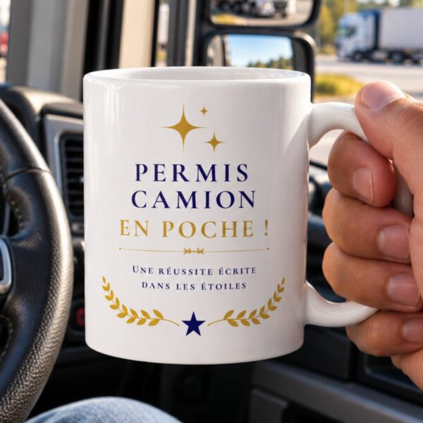 Cadeau permis camion en poche ! – Mug « Une réussite écrite dans les étoiles »