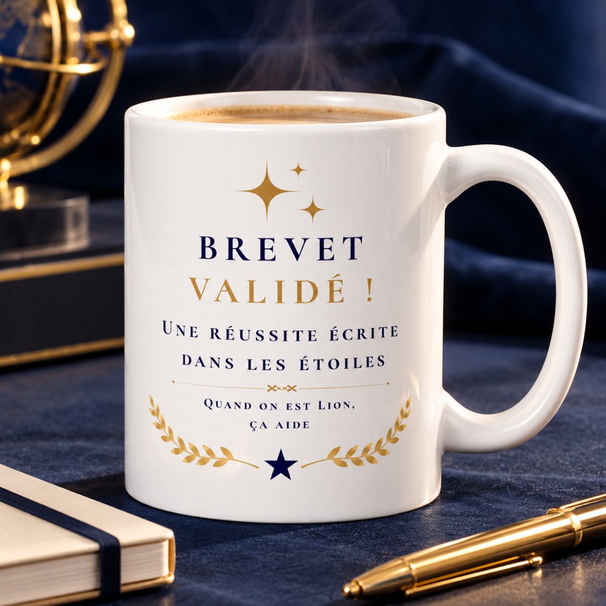 Mug en céramique blanche « Brevet Validé ! » étoiles et lauriers - Cadeau examen pour Lion Mug en céramique blanche « Brevet Validé ! » étoiles et lauriers - Cadeau examen pour Lion